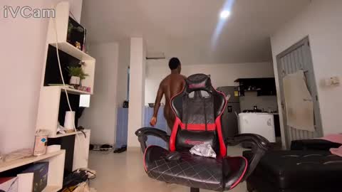 Snapshot of cute_boy_24cm chatting on 13, 9, 2025 cute_boy_24cm online show from 13, 9, 2025