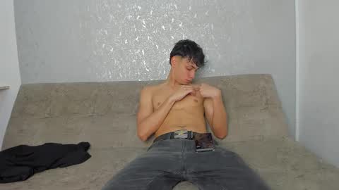 Snapshot of cute_boys18 chatting on 25, 2, 2026 ARTURO-18 MATIAS-18 NIKOLAY-19 HADES-18 GABO-19 online show from 25, 2, 2026