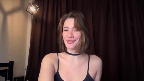 Snapshot of cute_bubbles chatting on 26, 10, 2025 cute_bubbles online show from 26, 10, 2025