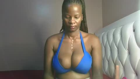 Snapshot of cute_dani01 chatting on 25, 9, 2025 Dani online show from 25, 9, 2025