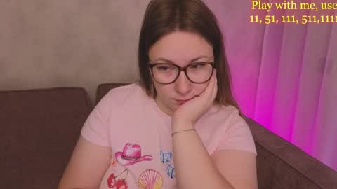 Everyday stream in the same time online show from 15, 10, 2025
