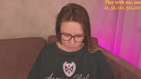 Everyday stream in the same time online show from 5, 11, 2025