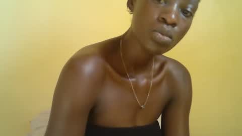 cute_doria online show from 18, 2, 2025