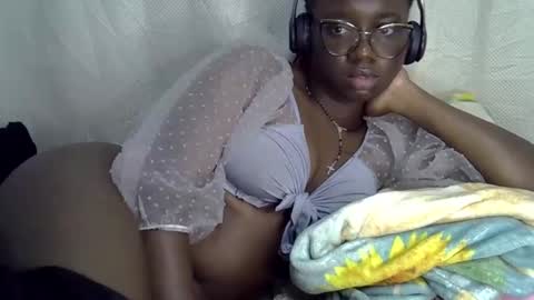 Snapshot of cute_gee chatting on 28, 4, 2026 daddysdoll online show from 28, 4, 2026