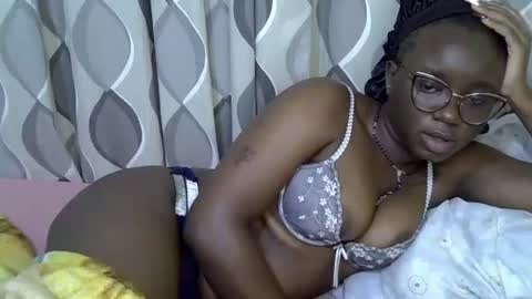 Snapshot of cute_gee chatting on 28, 5, 2026 daddysdoll online show from 28, 5, 2026
