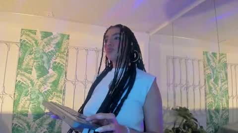 Sofa  online show from 18, 12, 2025