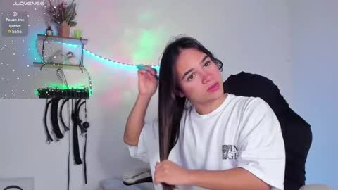 Cute horny1 online show from 4, 3, 2025