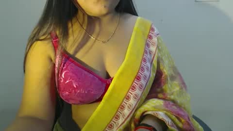 Snapshot of cute_kavya chatting on 23, 9, 2025 cute_kavya online show from 23, 9, 2025