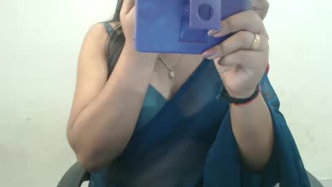 cute_kavya online show from 9, 11, 2025