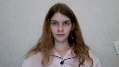 cute_kitte online show from 14, 12, 2024