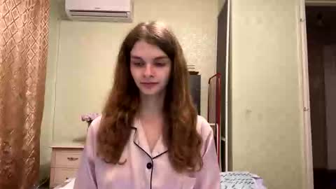 cute_kitte online show from 22, 10, 2025