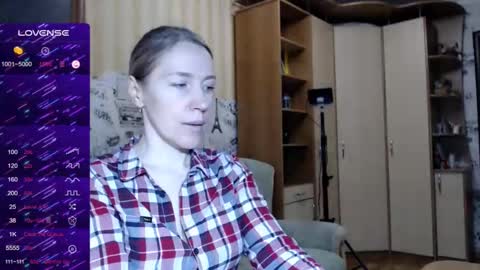 cute_lion_ online show from 9, 2, 2025