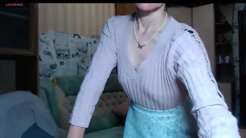 cute_lion_ online show from 8, 11, 2025