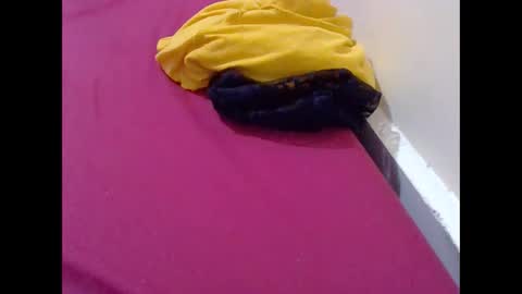 cute_lizah online show from 11, 10, 2025