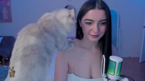 Snapshot of cute_redface_ chatting on 11, 12, 2024 Bb online show from 11, 12, 2024