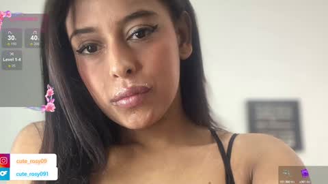 Snapshot of cute_rosy chatting on 6, 12, 2024 rosy online show from 6, 12, 2024