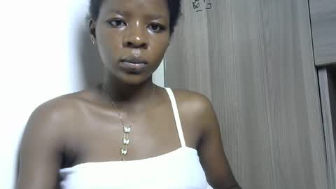 Snapshot of cute_sexy3 chatting on 23, 1, 2025 SHARON online show from 23, 1, 2025