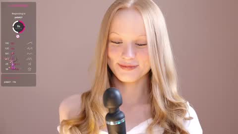 Snapshot of cute_shine chatting on 11, 12, 2024  Hey im Kristina Thank you for your support  online show from 11, 12, 2024