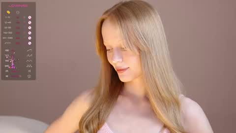 Snapshot of cute_shine chatting on 14, 2, 2025  Hey im Kristina Thank you for your support  online show from 14, 2, 2025