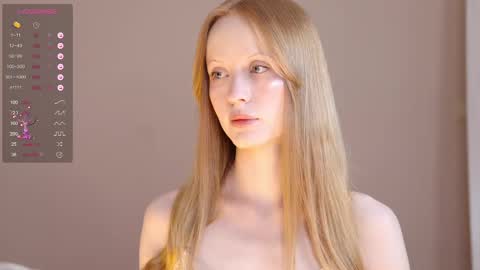 Snapshot of cute_shine chatting on 10, 3, 2025  Hey im Kristina Thank you for your support  online show from 10, 3, 2025