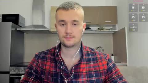 cute_skywalker online show from 15, 2, 2025