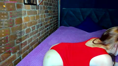 Snapshot of cute_tory chatting on 8, 9, 2025 Tory online show from 8, 9, 2025