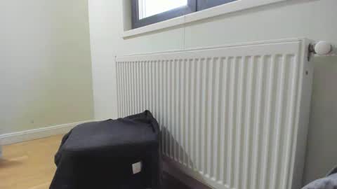 Snapshot of cuteangelx chatting on 28, 2, 2025 Anne-Marie online show from 28, 2, 2025