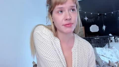 Snapshot of cuteasfuck_ chatting on 11, 9, 2025 Amy online show from 11, 9, 2025