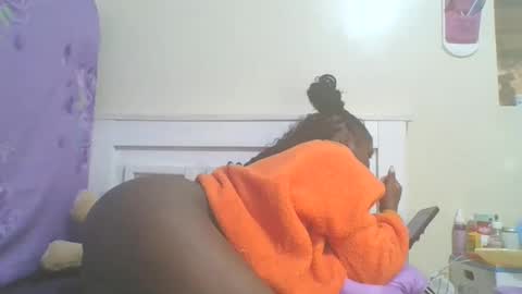 cutebrown086 online show from 16, 12, 2024