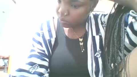 cutebrown086 online show from 26, 1, 2025