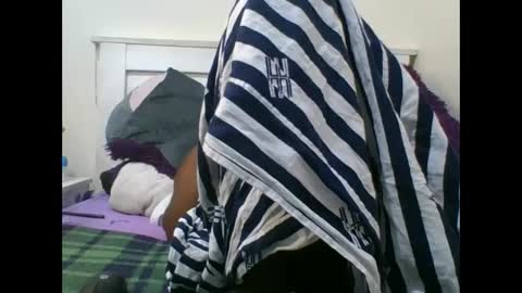 cutebrown086 online show from 17, 2, 2025