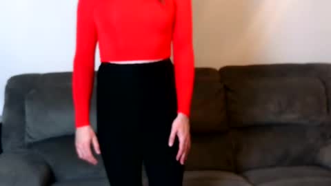 Snapshot of cutebutt_17 chatting on 8, 11, 2025 cutebutt_17 online show from 8, 11, 2025