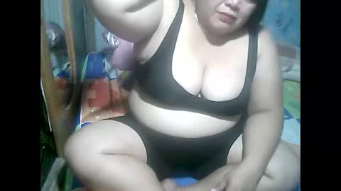 cutechubbyasian online show from 17, 4, 2026