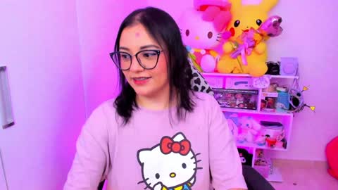 Cinna independent model online show from 23, 1, 2025