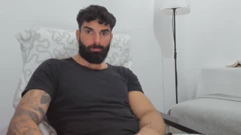 Snapshot of cuteeboy chatting on 15, 2, 2025 cuteeboy online show from 15, 2, 2025