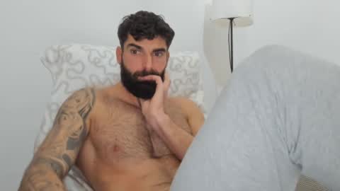 Snapshot of cuteeboy chatting on 16, 2, 2025 cuteeboy online show from 16, 2, 2025