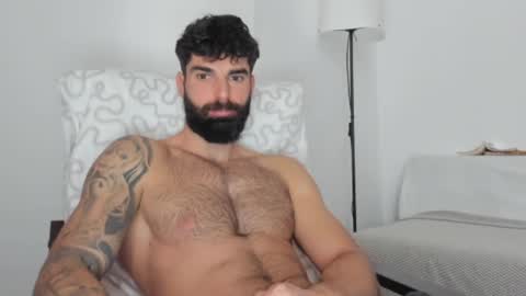 Snapshot of cuteeboy chatting on 17, 2, 2025 cuteeboy online show from 17, 2, 2025