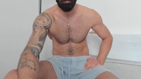 Snapshot of cuteeboy chatting on 18, 2, 2025 cuteeboy online show from 18, 2, 2025