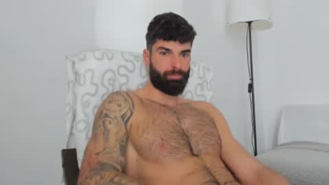 Snapshot of cuteeboy chatting on 25, 2, 2025 cuteeboy online show from 25, 2, 2025