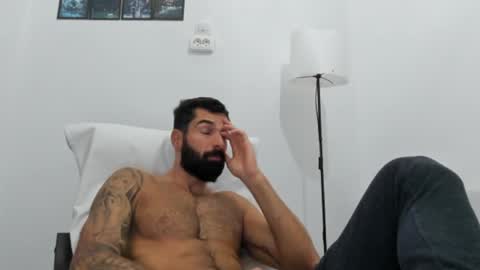 Snapshot of cuteeboy chatting on 3, 10, 2025 cuteeboy online show from 3, 10, 2025