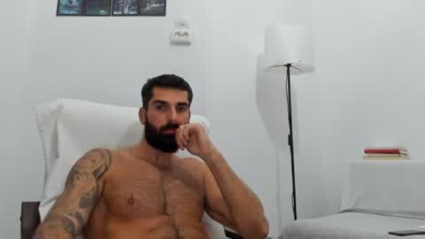 Snapshot of cuteeboy chatting on 4, 10, 2025 cuteeboy online show from 4, 10, 2025