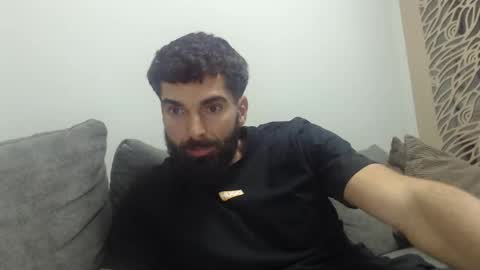 Snapshot of cuteeboy chatting on 28, 11, 2025 cuteeboy online show from 28, 11, 2025