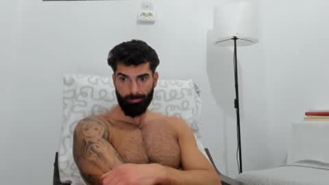 Snapshot of cuteeboy chatting on 3, 12, 2025 cuteeboy online show from 3, 12, 2025