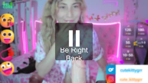 Snapshot of cuteee_kitty chatting on 7, 10, 2025 Kitty online show from 7, 10, 2025