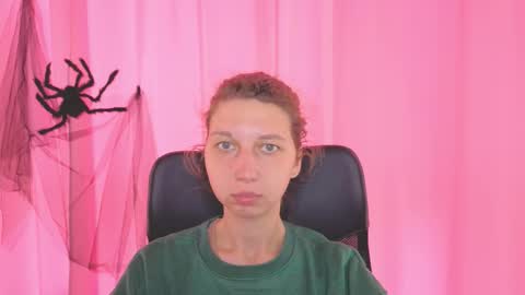 Snapshot of cuteellii chatting on 30, 10, 2025 Elli online show from 30, 10, 2025