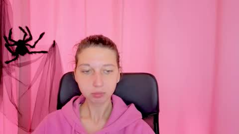 Snapshot of cuteellii chatting on 10, 11, 2025 Elli online show from 10, 11, 2025