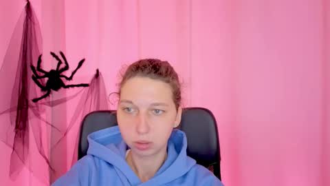 Snapshot of cuteellii chatting on 11, 11, 2025 Elli online show from 11, 11, 2025