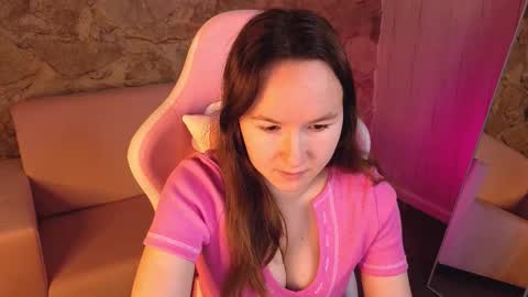 cuteglory online show from 12, 2, 2026