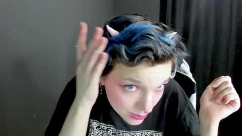 Snapshot of cutemetalgoddess chatting on 13, 1, 2025 Alice online show from 13, 1, 2025