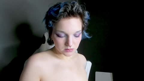 Snapshot of cutemetalgoddess chatting on 14, 1, 2025 Alice online show from 14, 1, 2025